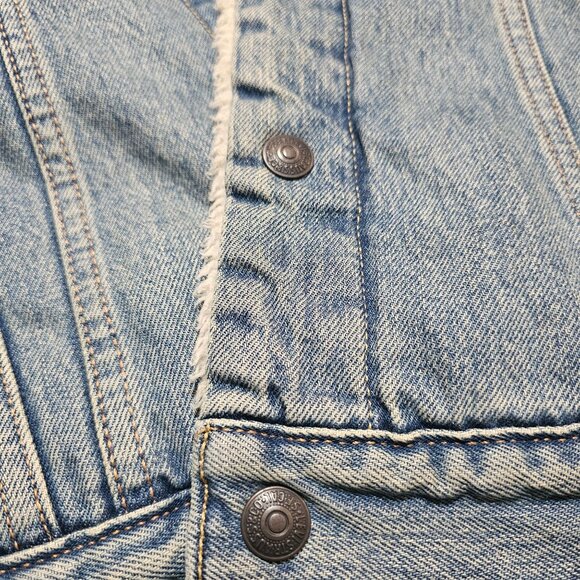 Levis Mens Sherpa-Lined Denim Trucker Jacket Blue Medium Warm Casual Outerwear - Picture 12 of 15